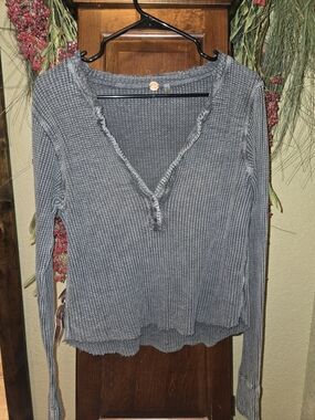 FP One Waffle Knit Frayed V-Neck Long Sleeve Top - Gray